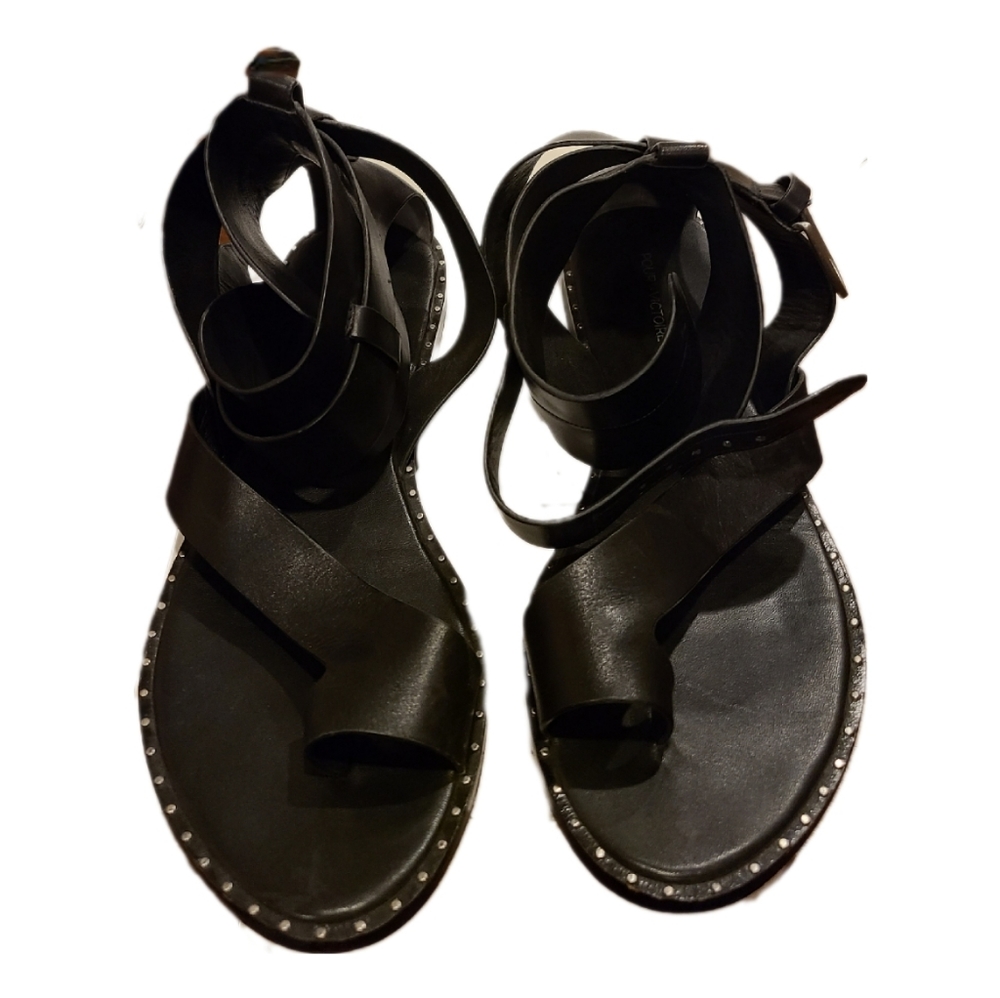 Pour la victoire sandals - Size 9.5